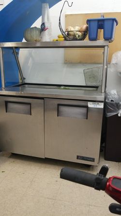 Refrigerador de restaurante con exividor de frutas o aguas frescas