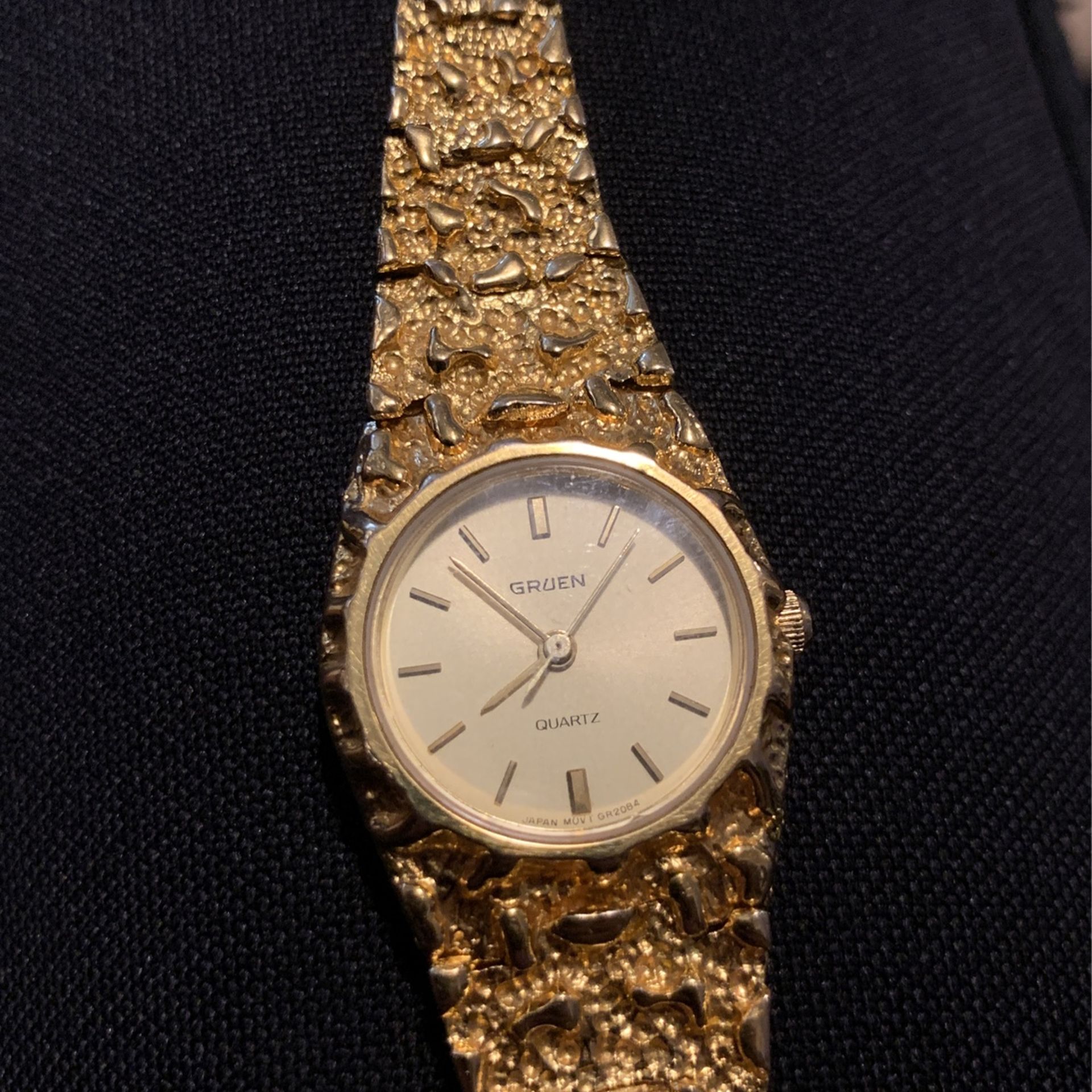 14k Solid Gold Vintage Gruen Womens Watch