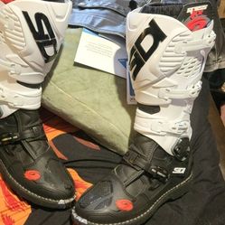 Riding Boots 
