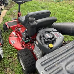 Snapper Riding Mower With Bag