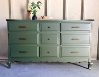 Newly Refinished Vintage 9 Drawer Dresser