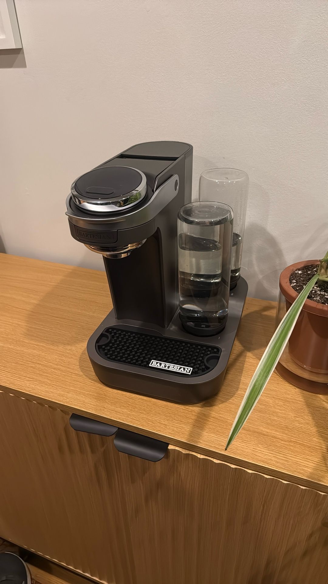 Like New Bartesian Cocktail Maker 