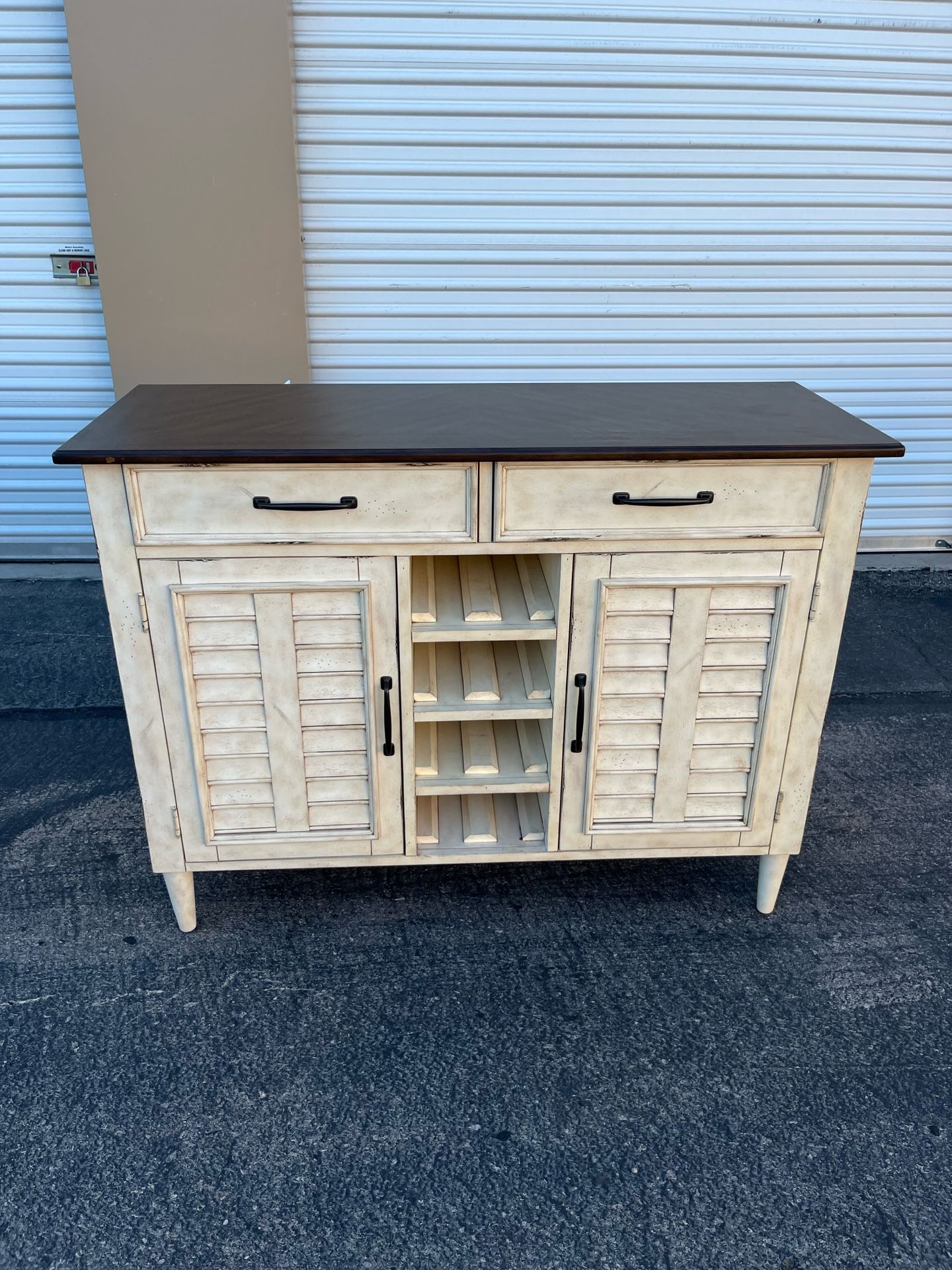 Farmhouse Buffet ( Can Deliver For $10 )