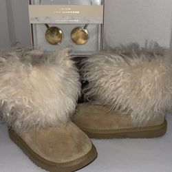 Kids Ugh Size 2 Very Nice 