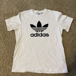  Adidas T-shirt, Medium (like new)