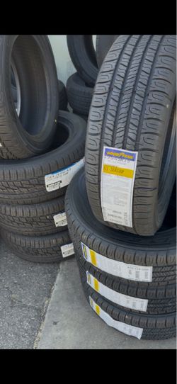 Goodyear Assurance All-Season Tires 195/65R15