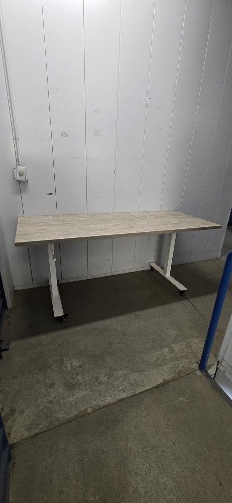 Solid Wood Top By Knoll 3 Available $200 Each