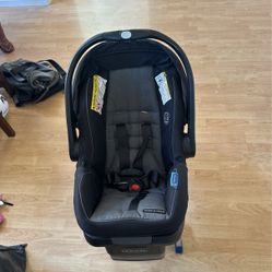 Graco Snugride 35 Lite Elite Infant Car Seat