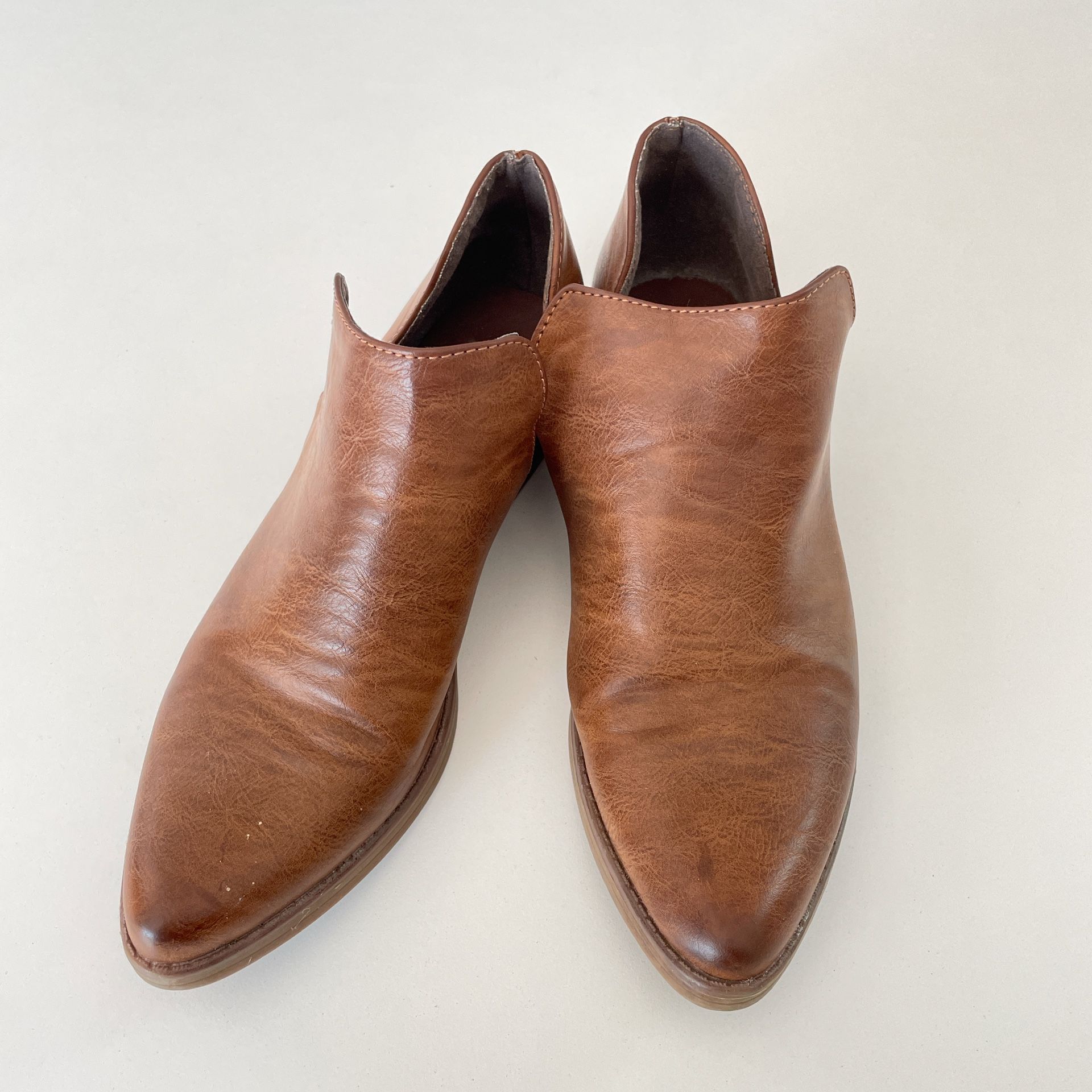 Seven7 Women’s Bandera Ankle Boots Flat Brown Leather Size 6.5 Flat Slip On
