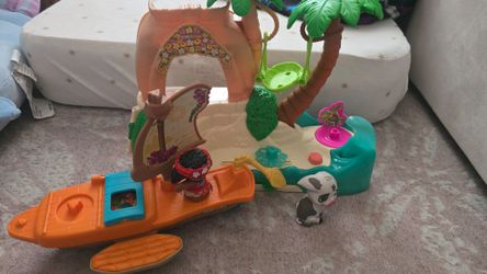 Moana little people
