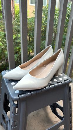 Classic White Pointed-Toe Block Heels – Size 8.5