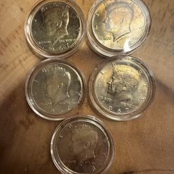 40% KENNEDY HALF DOLLARS 22 LOOSE GRAMS