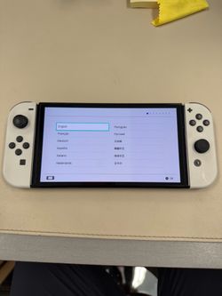 Nintendo Switch OLED  with Carrying case