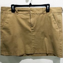 Old Navy Khaki Skirt Size Woman's 16