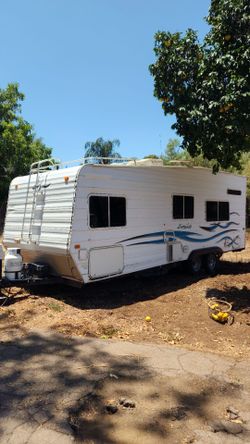2005 Weekend Warrior Superlite Fs2300 RV Toy Hauler Camper Trailer