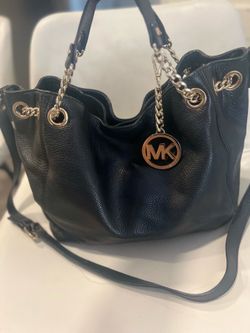 Michael Kors Jet Set purse