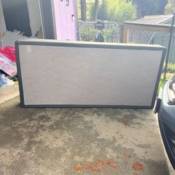 Twin Box Springs 