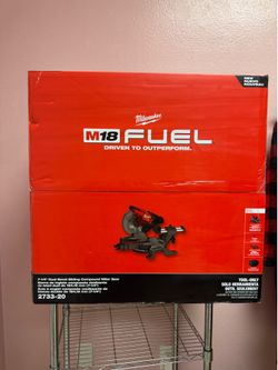 Milwaukee M18 Fuel 7-1/4” Dual Bevel sliding compound Miter Sa
