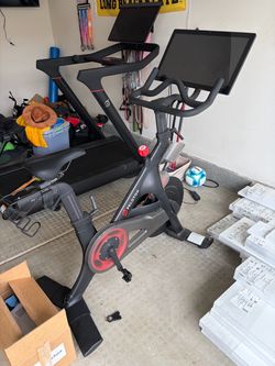 Peloton Bike – Great Condition – $300