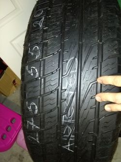 New Crosstrek nitto 275/55/20. (1) tire