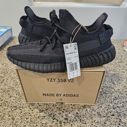 NEW 💯 AUTHENTIC ADIDAS YEEZY BOOST 350 V2