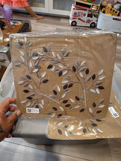 Metal leaf wall decoration