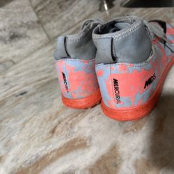 Nike Mercurial Indoor Turf Soccer Shoes 5 youth 