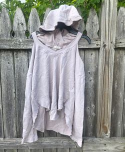 Truly Madly Deeply Sleeveless Hooded Top with Raw Hem