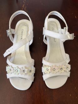 Girls shoes, size 2