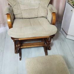 Rocking chair with ottoman 