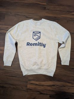 Warm Creamy/White Crewneck Sweatshirt XS/S (New)