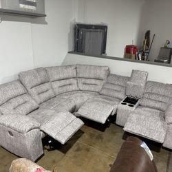 Power Reclining Ultra Soft Cozy Sectional 
