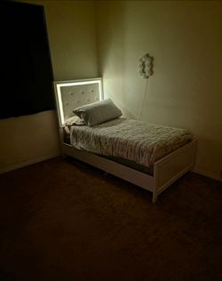 Bella White Twin Bed Frame with Tufted LED Headboard & Crystal Buttons (Frame Only) 150 OBO