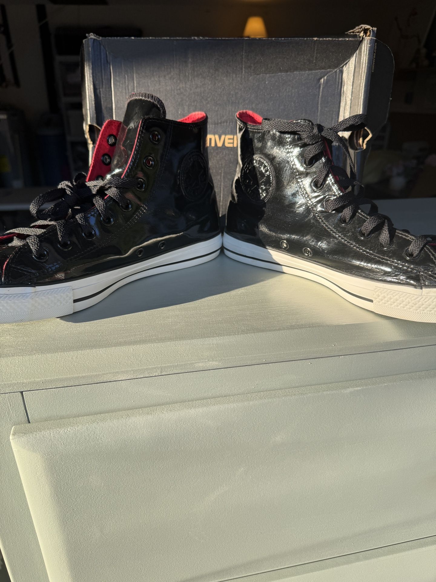 Men’s Converse High Tops. Black Paten Leather. Size 10