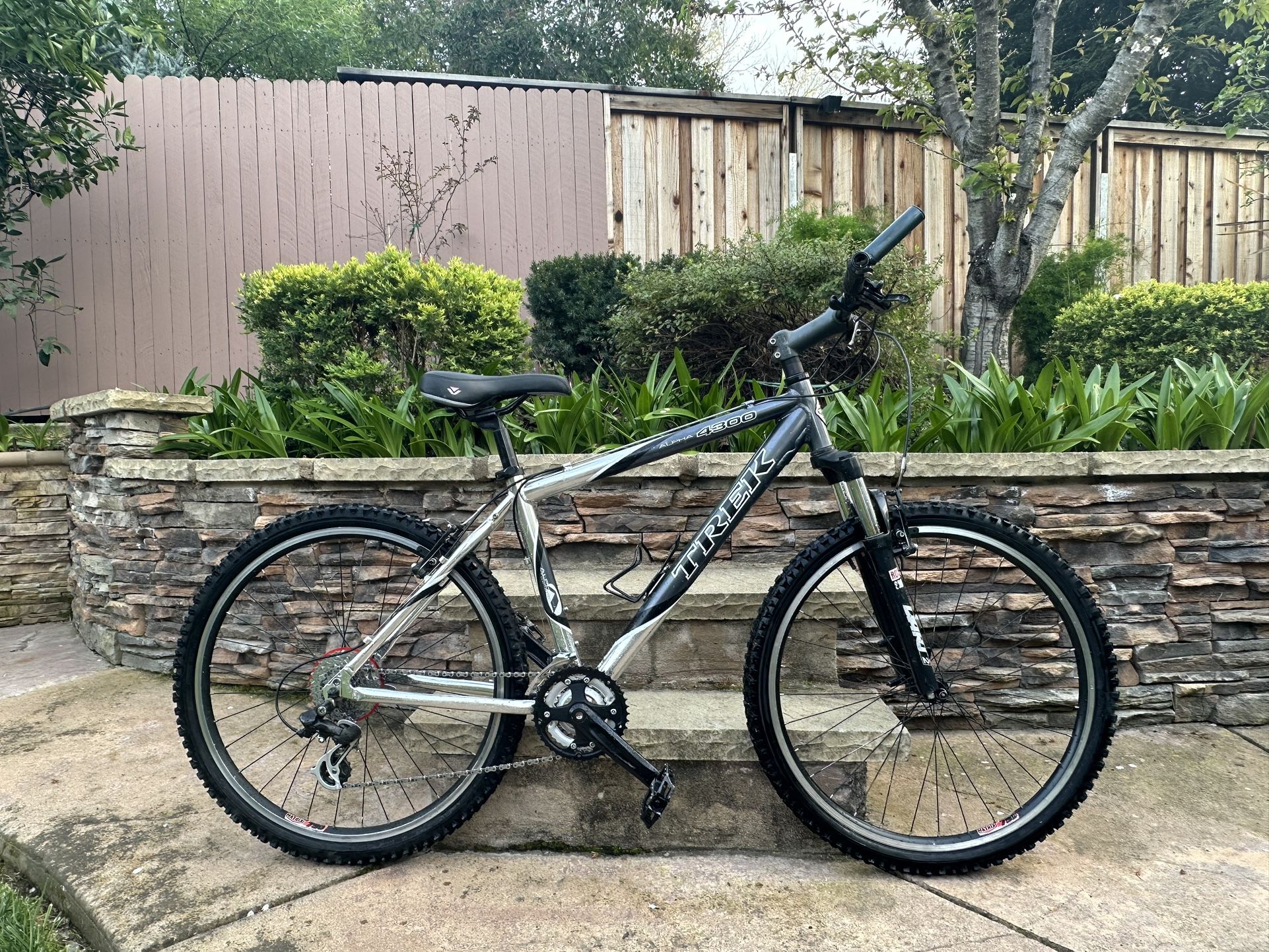 Trek 4300 Bike