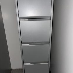 5 Drawer File Cabinet 