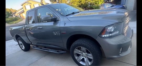 2013 Dodge Ram sport