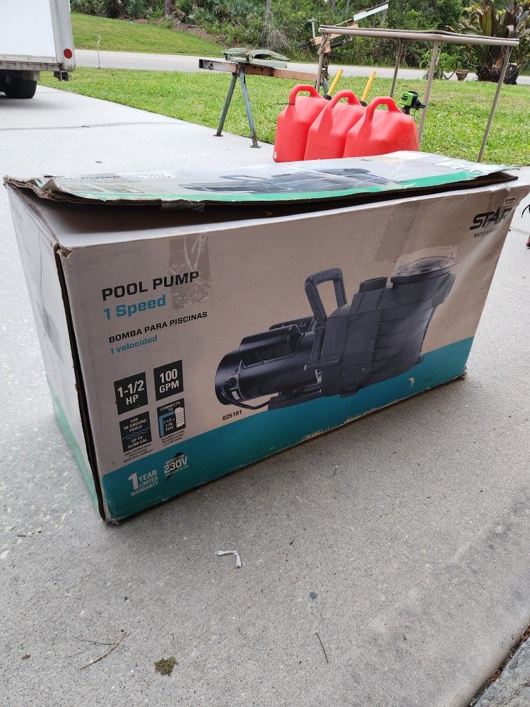 1 1/2 horsepower pool pump