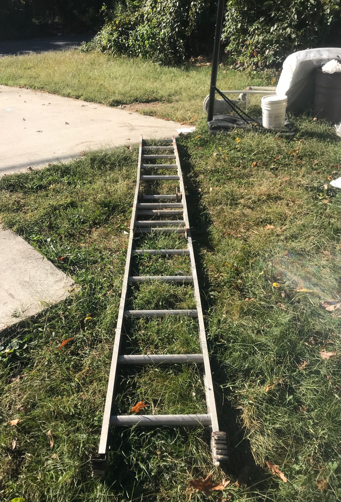 16ft Aluminum ladder