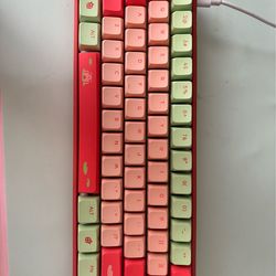 Ducky x MK Strawberry Frog Keyboard