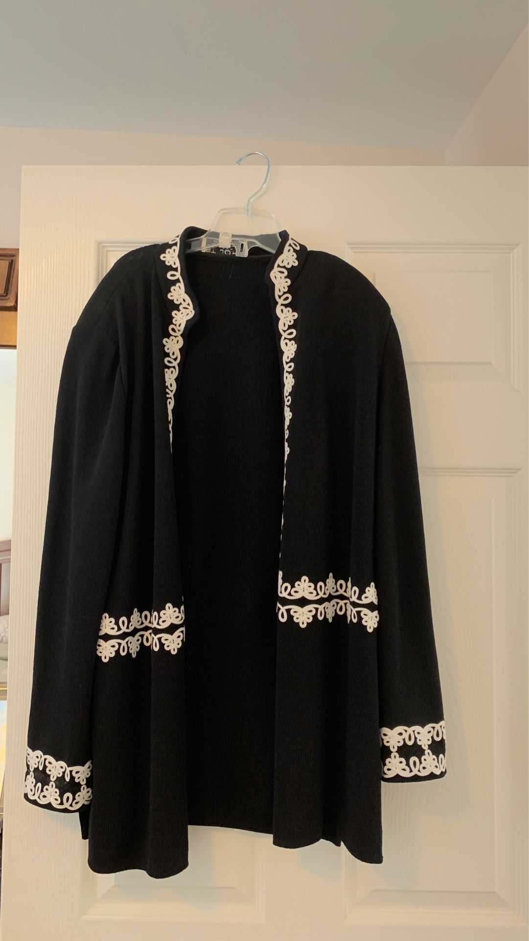 St John cardigan size large