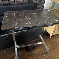 Adjustable Art Table