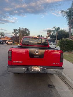 Nissan titan 5.6 se