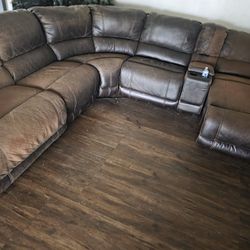 Brown Sectional 