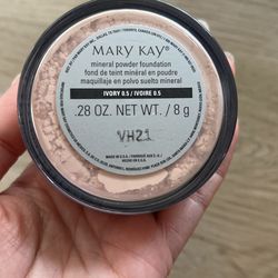Mary Kay Ivory .5 Foundation Powder
