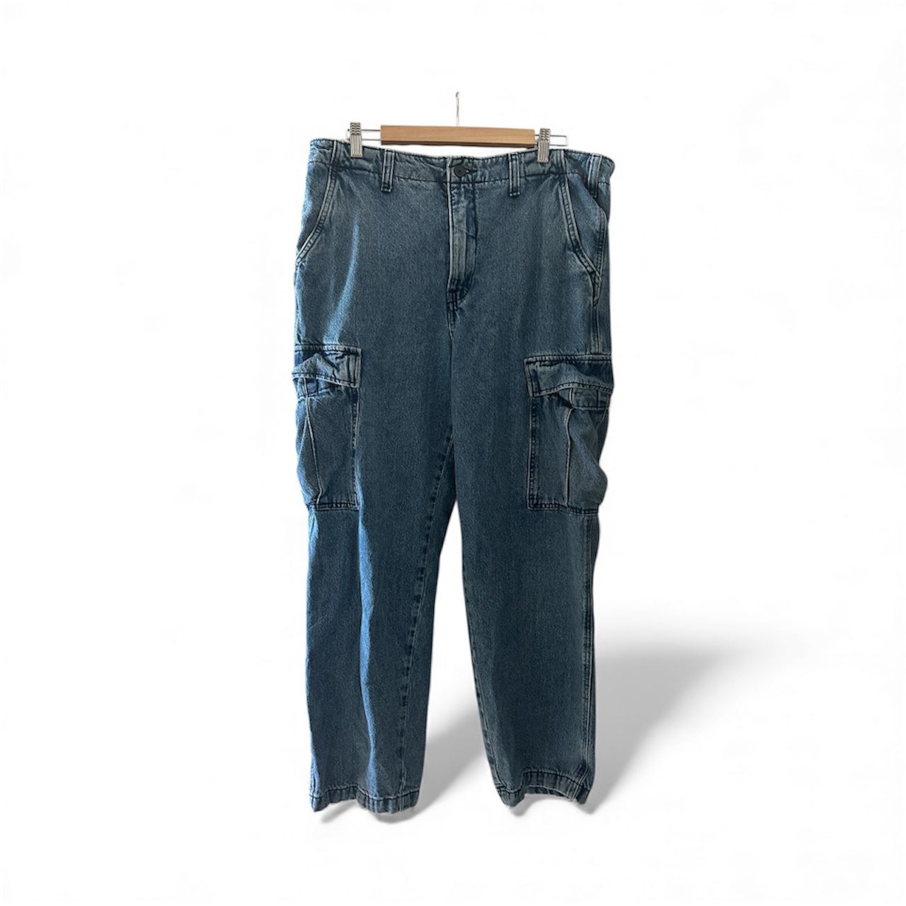 Levi's Cargo Jeans