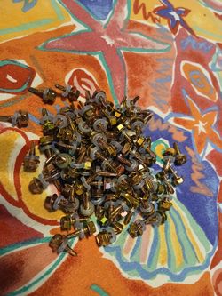 Qty 100 3/4 inch self tapping metal screws
