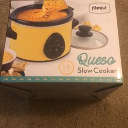 Queso Slow Cooker