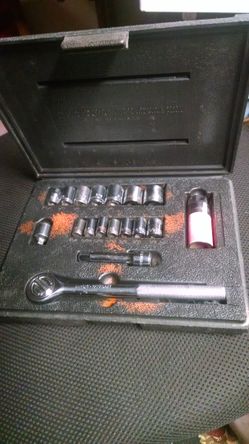 Sears Craftsman 18 pieces drive socket wrench set