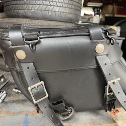 Leatherworks Single Black Saddlebag  With Mounting Hardware $200